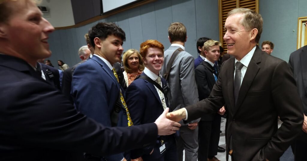 Missionaries can extend invitations with love, says Bishop Budge – Church News Missionaries can extend invitations with love, says Bishop Budge – Church News