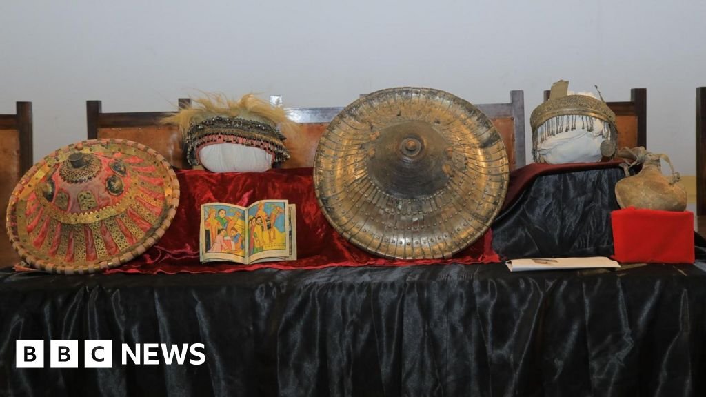 Ethiopia receives 12 historic artefacts held in Germany for 100 years Ethiopia receives 12 historic artefacts held in Germany for 100 years
