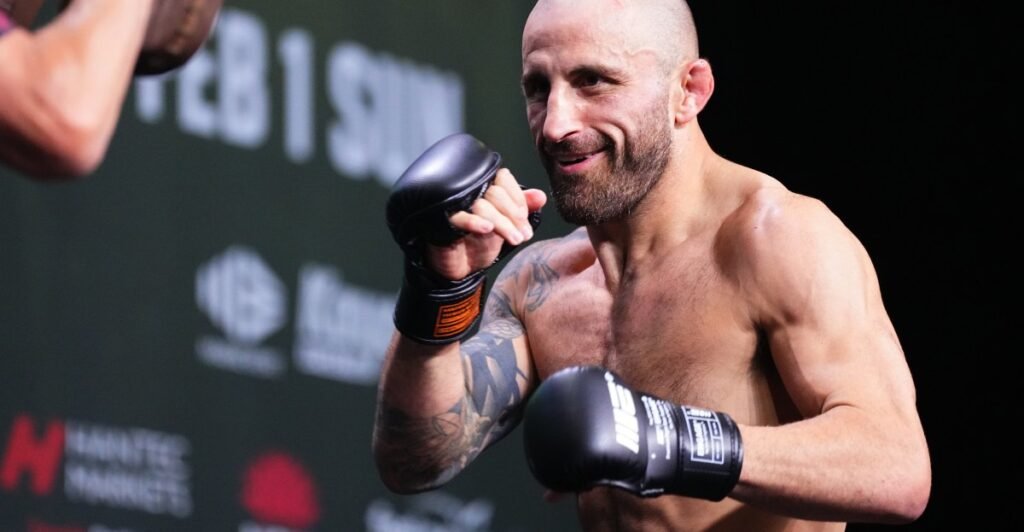 Alexander Volkanovski responds to Arman Tsarukyan featherweight challenge Alexander Volkanovski responds to Arman Tsarukyan featherweight challenge