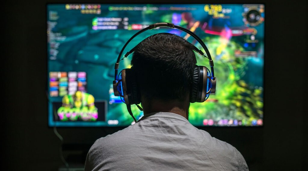 How Many Hours of Video Games Is Too Much? Science Reveals the Health Risks