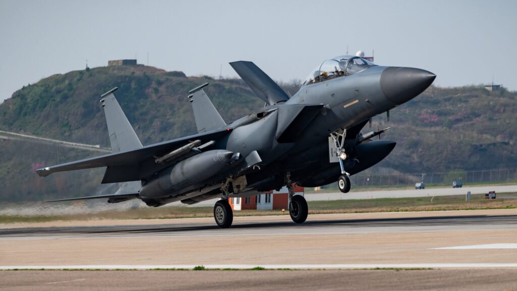 U.S. approves Boeing deal to upgrade Korean F-15K fighters
