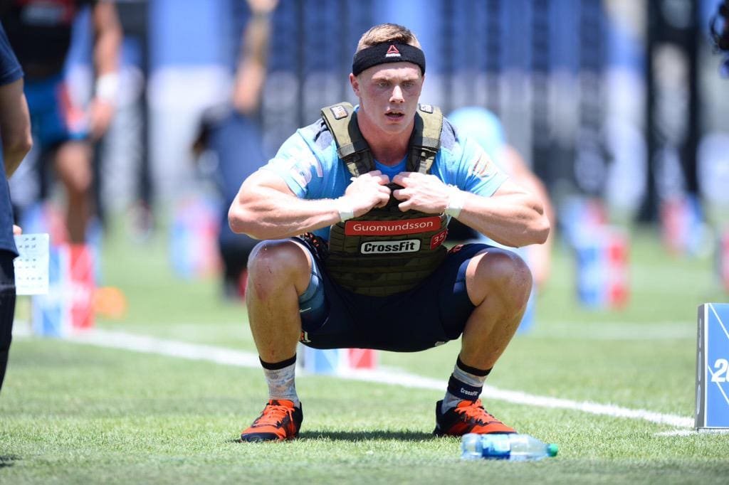 5 Basic Calisthenics Exercises for Beginners Air Squat WODs by BKG How to Squat Properly How to Squat Without Knee Pain Leg Muscle and Strength Without Squats