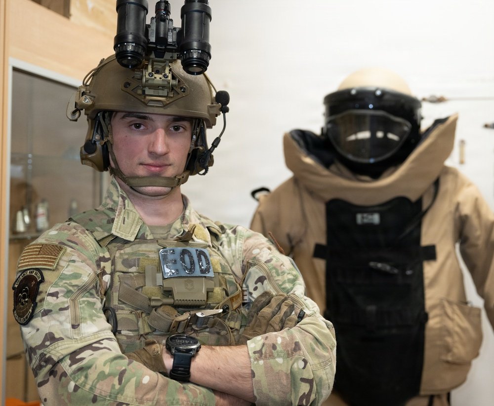 DVIDS – News – Airman Renders Life-Saving Aid During Off-Duty Emergency Airman Renders Life-Saving Aid During Off-Duty Emergency