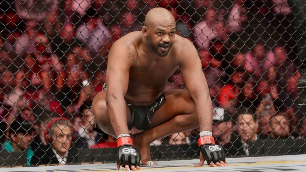 Despite needing hip replacement, Jon Jones willing to fight at the White House Despite needing hip replacement, Jon Jones willing to fight at the White House