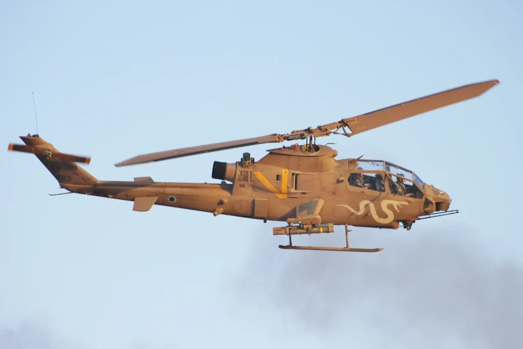 bell ah-1 cobra attack helicopter