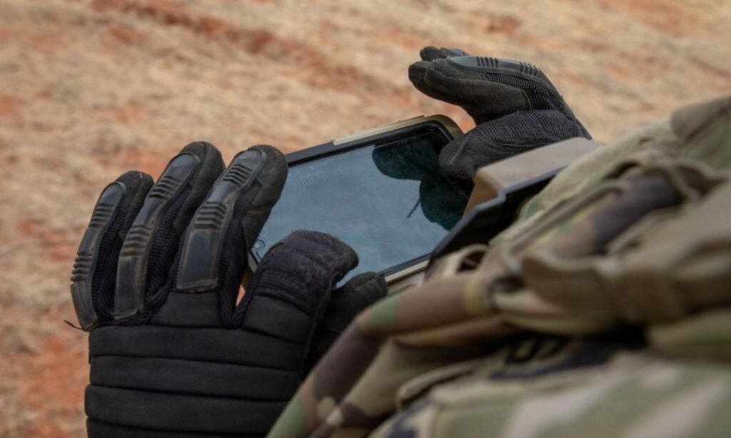 Cognitive Fratricide: How the Transparent Battlefield Creates Decision Paralysis Cognitive Fratricide: How the Transparent Battlefield Creates Decision Paralysis