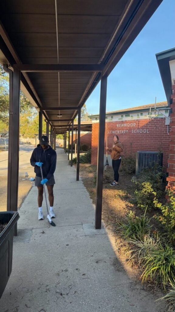 DVIDS - News - Commitment to community service: Hurlburt Airmen volunteer at local school
