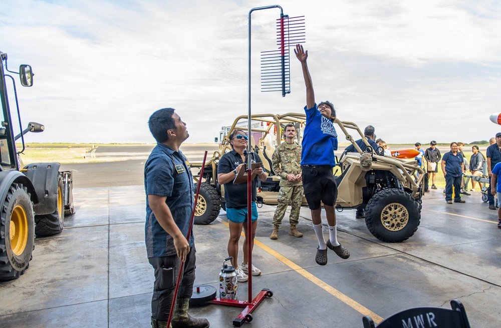 DVIDS – News – Inspiring the Next Generation: PMRF Hosts Workforce Awareness Field Trip for Local Students Inspiring the Next Generation: PMRF Hosts Workforce Awareness Field Trip for Local Students