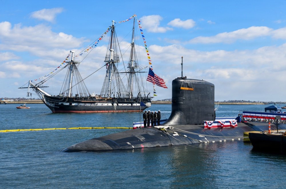 DVIDS – News – Navy Commissions Submarine USS Massachusetts (SSN 798) USS Massachusetts (SSN 798) is Commissioned in Boston