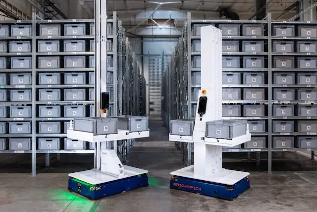 NAPA expands use of warehouse robots NAPA expands use of warehouse robots