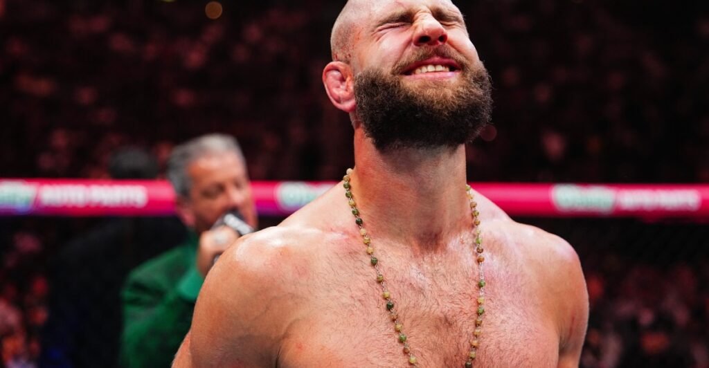 UFC 327 will air on CBS (sort of) — here’s the ‘Jiri vs. Ulberg’ fights you won’t see from Miami UFC 327 will air on CBS (sort of) — here’s the ‘Jiri vs. Ulberg’ fights you won’t see from Miami