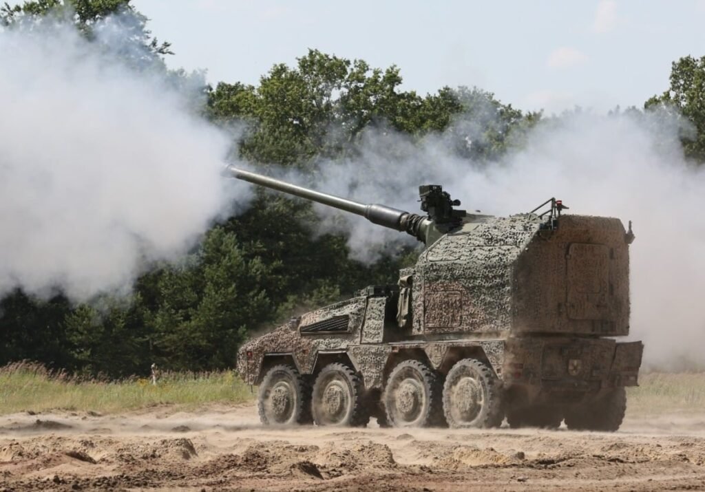 UK Army signs contract for RCH 155 artillery systems