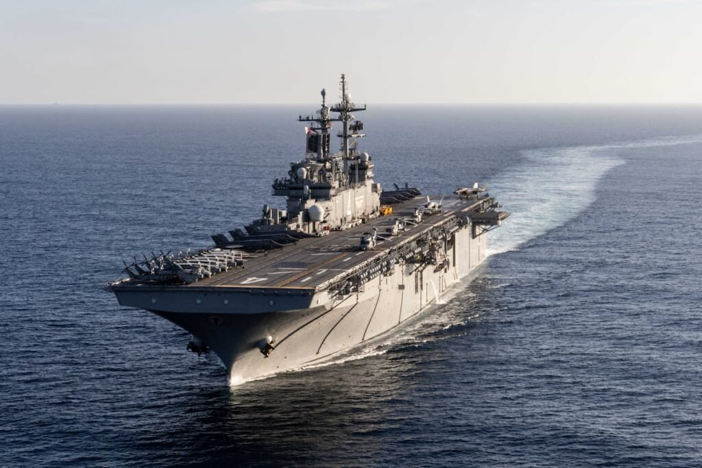 USS Boxer and 11th Marine Expeditionary Unit deploy to Middle East USS Boxer and 11th Marine Expeditionary Unit deploy to Middle East