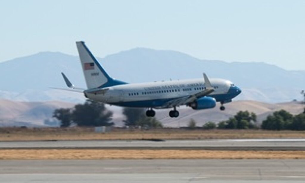 Aircraft logistics support for U.S. Navy, Marine Corps C-40A fleet to be provided by AAR