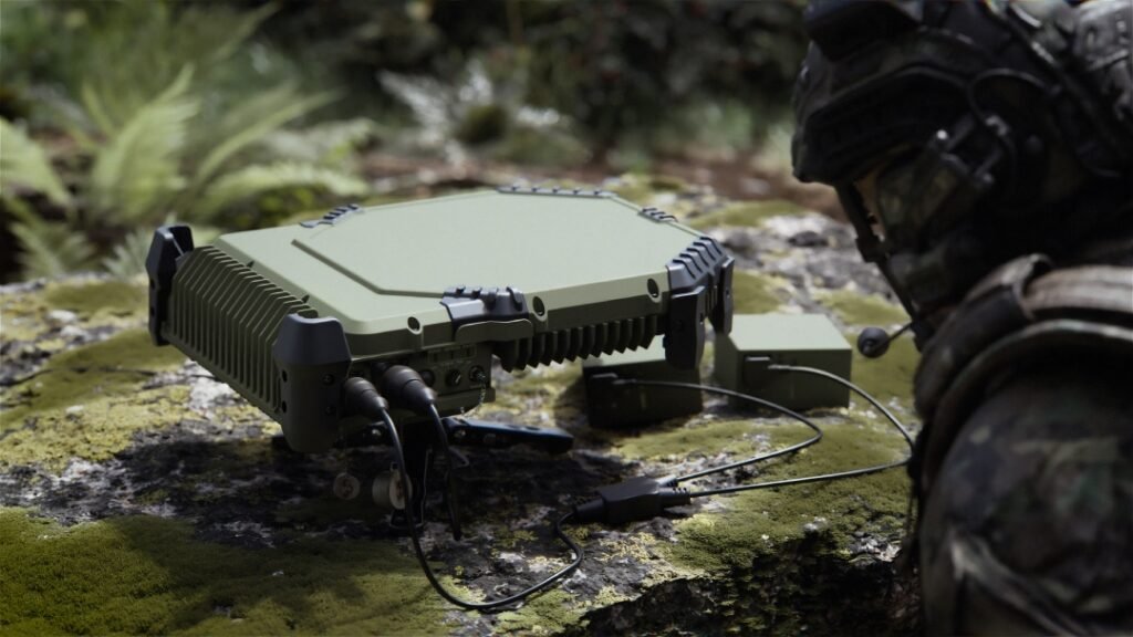 Intellian OW7MP SATCOM Backpack (Intellian) 2