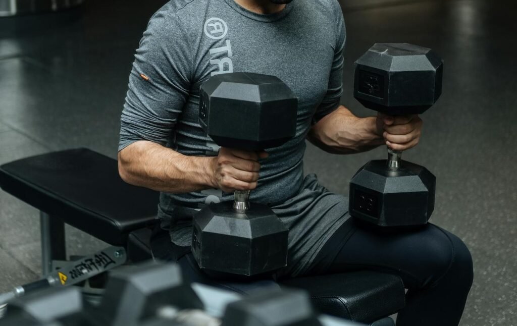 Early Mornings or Late Nights? When Dads Should Work Out Arm Day
