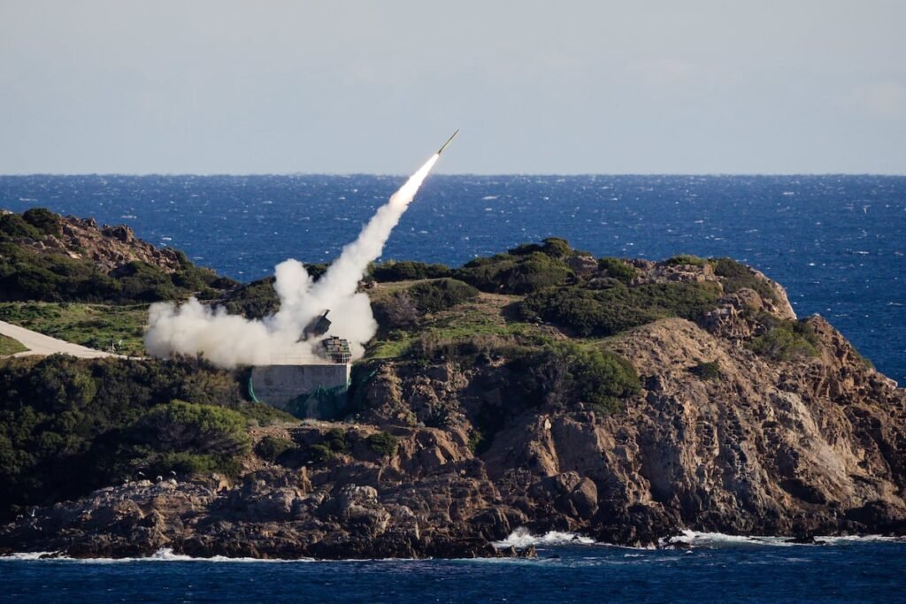 France nears rocket artillery decision, plans ballistic missile by 2035