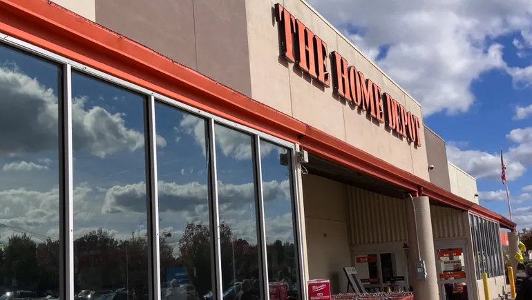 Home Depot acquires warehouse tech firm to boost fulfillment strategy Home Depot acquires warehouse tech firm to boost fulfillment strategy