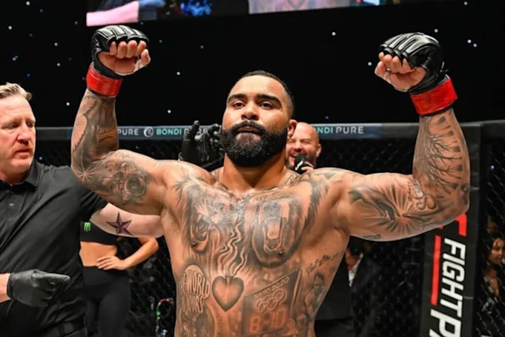 Gable Steveson celebrates win