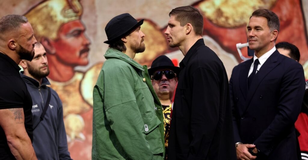 Oleksandr Usyk, Rico Verhoeven share long first faceoff ahead of heavyweight title fight Oleksandr Usyk, Rico Verhoeven share long first faceoff ahead of heavyweight title fight