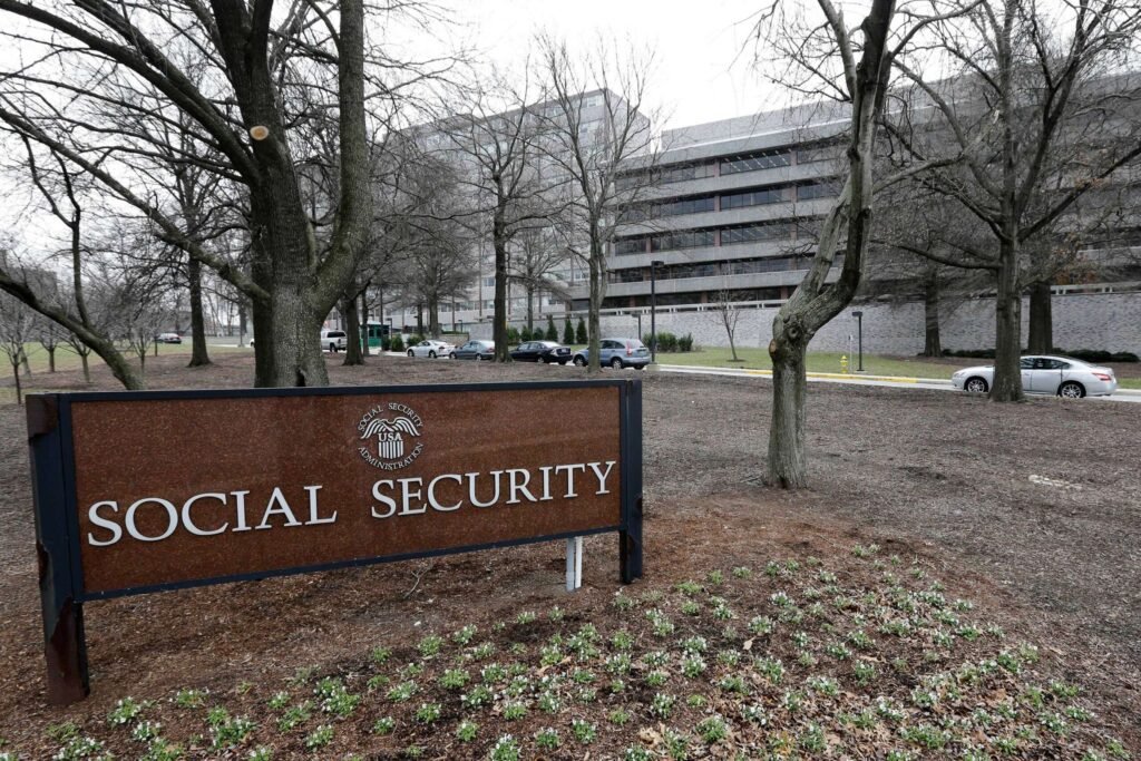 Social Security expands performance award eligibility, as other agencies rein in theirs