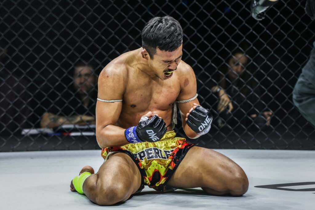 Superlek set to face Abdulla Dayakaev in bantamweight Muay Thai at The Inner Circle on May 15