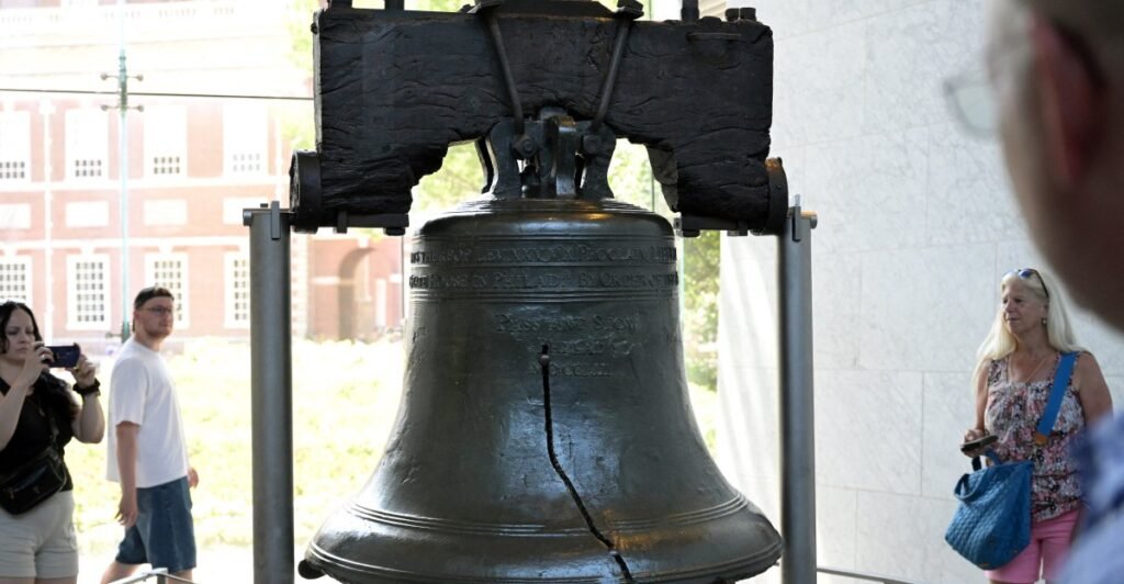 UFC 330 lands in Philadelphia with title fight expected to headline card UFC 330 lands in Philadelphia with title fight expected to headline card