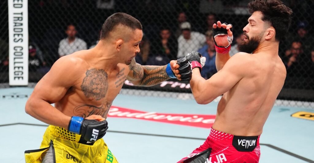 UFC Winnipeg video: Márcio Barbosa flattens Dennis Buzukja with vicious one-punch knockout in 80 seconds