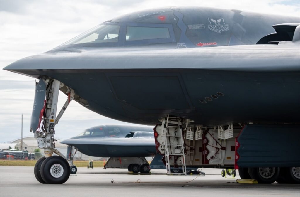 U.S. Air Force repairs key B-2 electronic warfare component