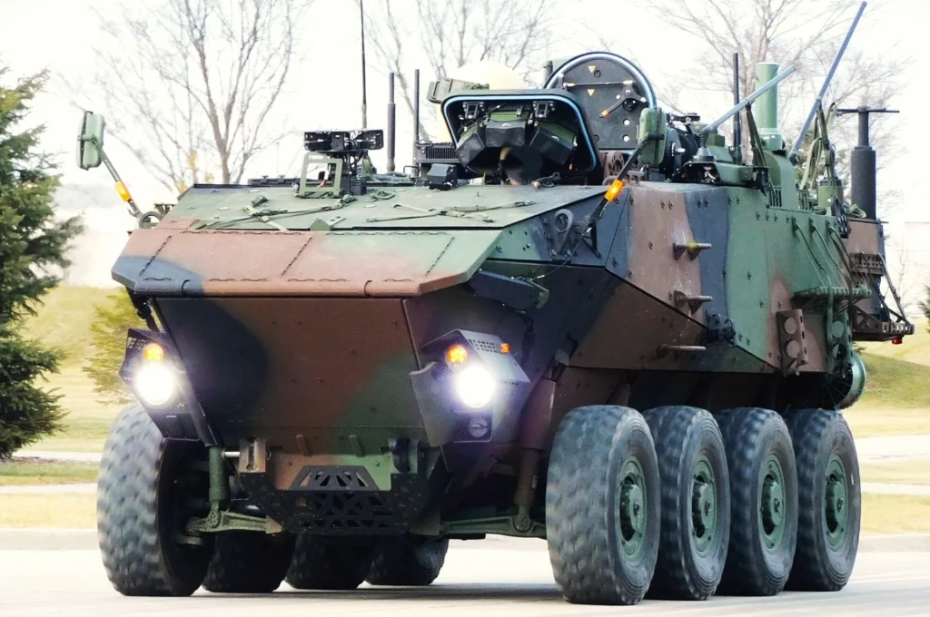 US Marines Advanced Reconnaissance Vehicle (ARV) Moves Forward ARV GDLS rtft 4