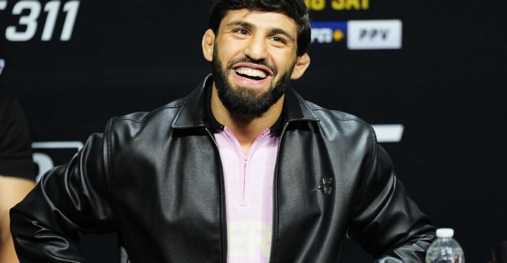 Arman Tsarukyan Declines To Weigh In For UFC White House Backup Role Arman Tsarukyan Declines To Weigh In For UFC White House Backup Role