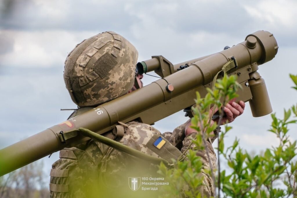 Chinese FN-16 MANPADS spotted in Ukrainian service Chinese FN-16 MANPADS spotted in Ukrainian service