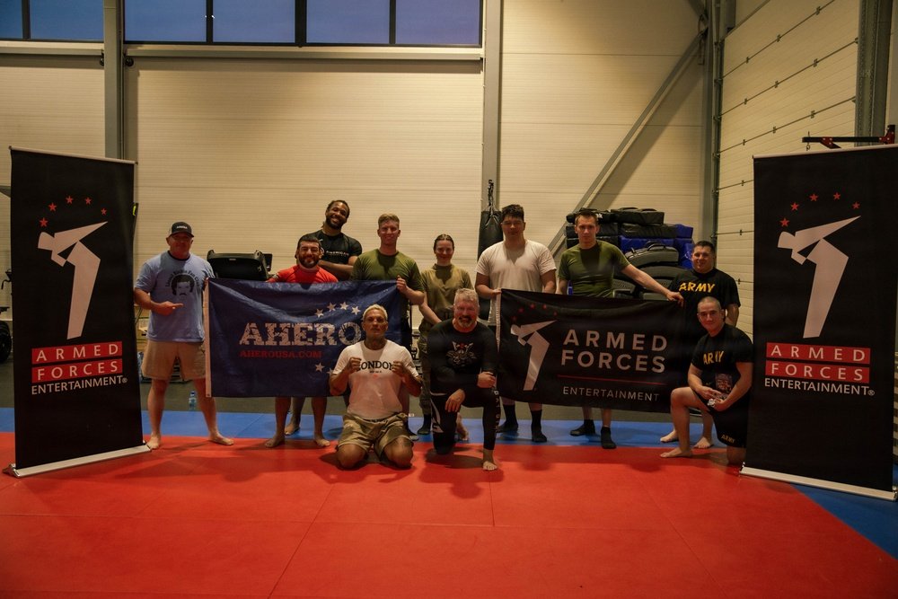 DVIDS – News – U.S. Army, Estonian Land Forces learn mixed martial arts from MMA Frontline Fighters U.S. Army, Estonian Land Forces learn mixed martial arts from MMA Frontline Fighters