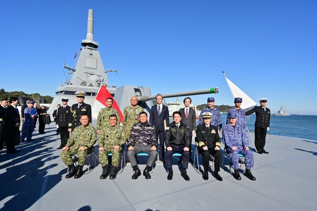 Indonesia Confirms Mogami Frigates and Submarine Offers from Japan