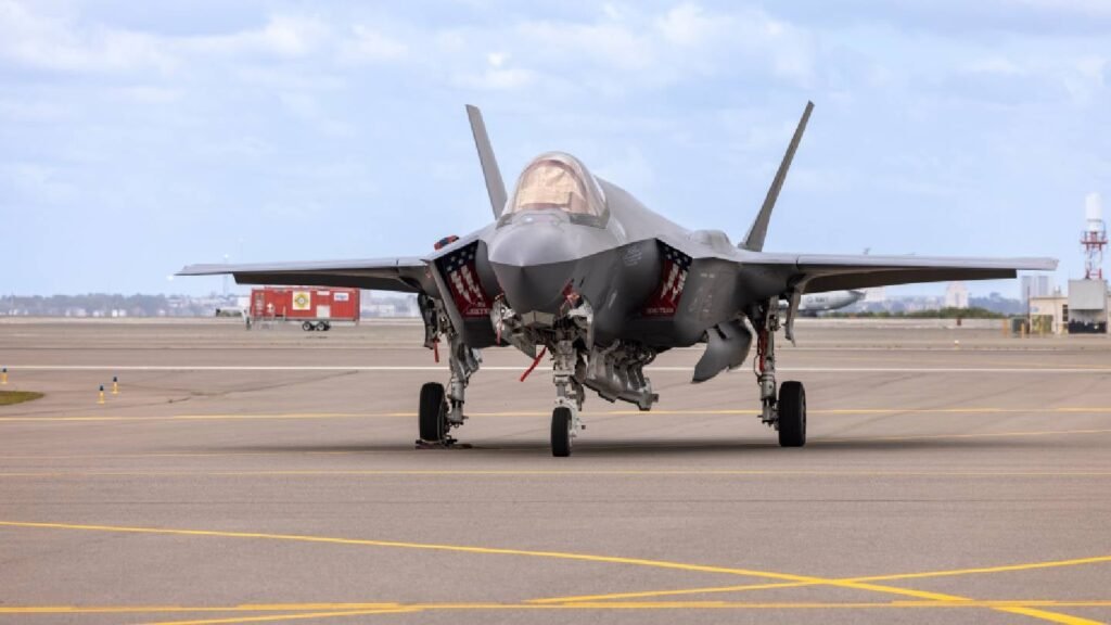 Lockheed Martin wins $991m DoW contract for F-35 material kits