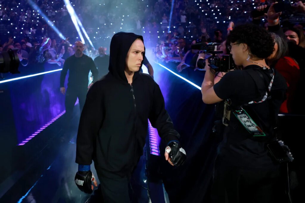 Ronda Rousey walkout MVP MMA 1