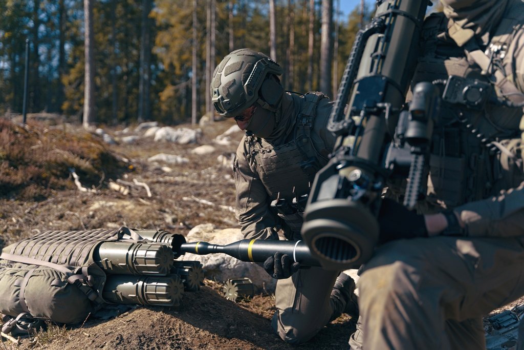 Saab Carl-Gustaf, 80 years and counting: more range and higher penetration against tanks with the new HEAT 758 round Saab Carl-Gustaf, 80 years and counting: more range and higher penetration against tanks with the new HEAT 758 round