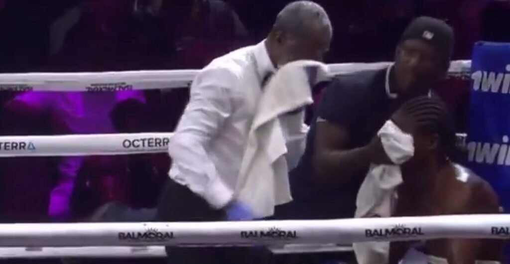 Tear gas?!? Nigerian boxing event suddenly derailed by apparent chemical attack