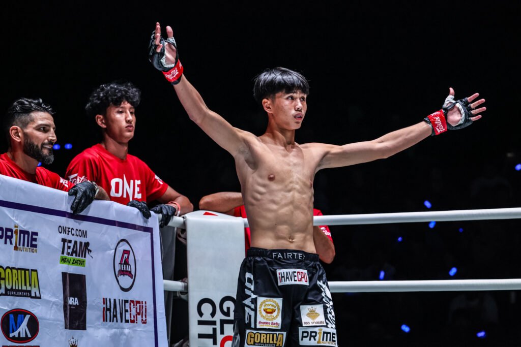 Yonis Anane takes the lessons from his hardest night into a showdown with Freddie Haggerty at The Inner Circle