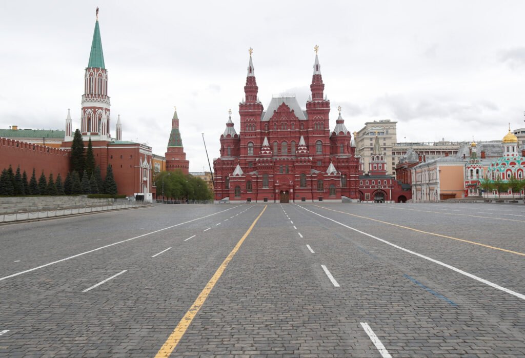 Zelenskyy rains on Putin’s parade: Kyiv and Moscow declare rival ceasefires