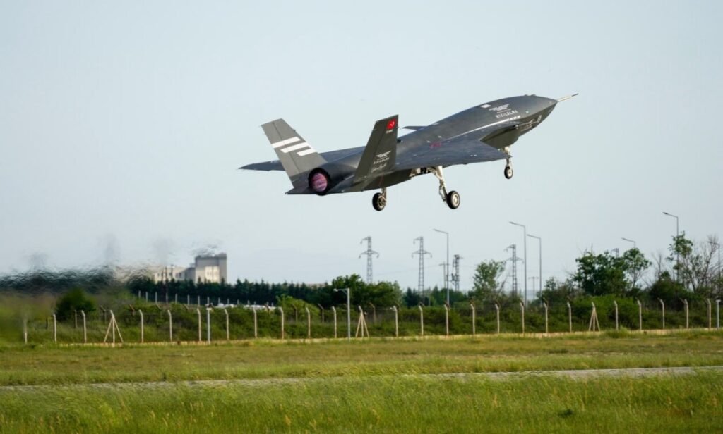 Crewed-uncrewed aircraft teaming tested by Leonardo, Baykar Crewed-uncrewed aircraft teaming tested by Leonardo, Baykar