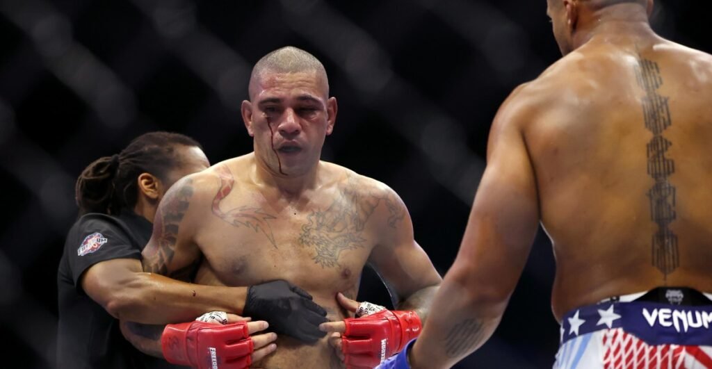 Israel Adesanya Reacts To Alex Pereira UFC Freedom 250 Loss