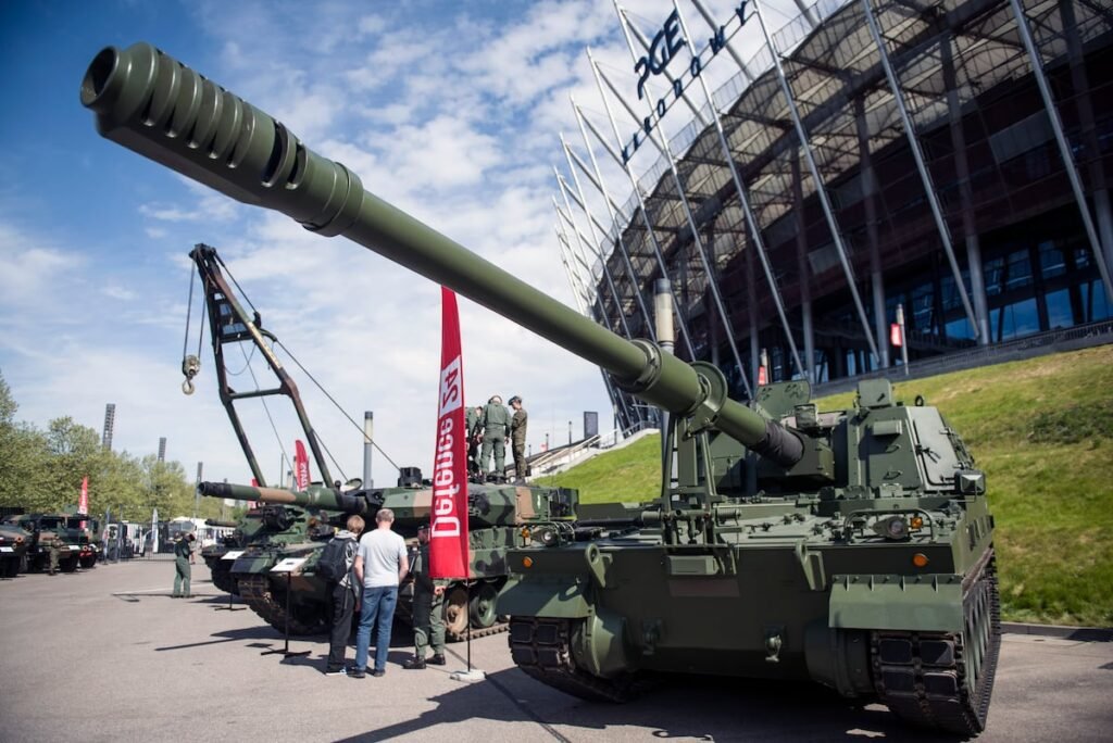 Poland spends $16.5 billion in EU-backed loans on heavy army weapons Poland spends $16.5 billion in EU-backed loans on heavy army weapons