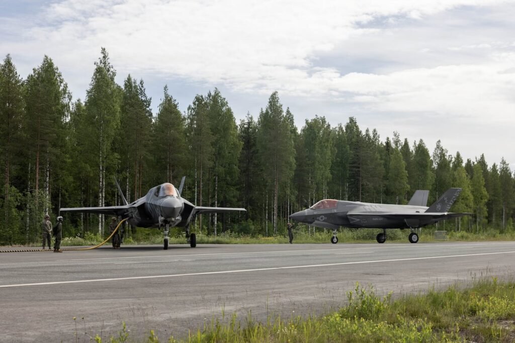 US Marine F-35s conduct flight operations on Finnish roads US Marine F-35s conduct flight operations on Finnish roads