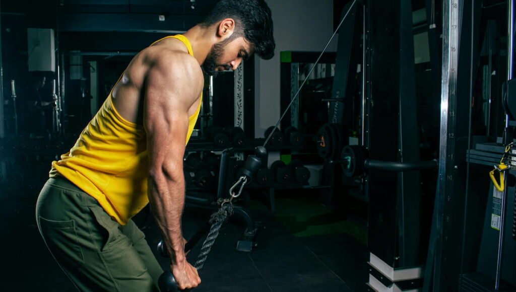 3 Best Cable Exercises for Beginners to Build a Muscular Upper Body 3 Best Cable Exercises for Beginners to Build a Muscular Upper Body