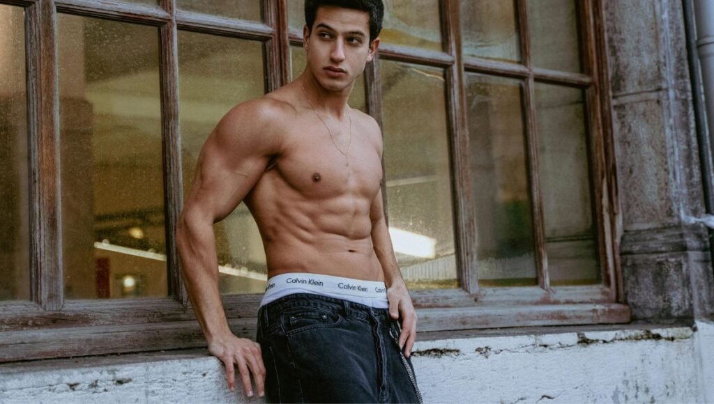 3 Best Exercises for Super Jacked Serratus Anterior Muscles Core Strength Challenges