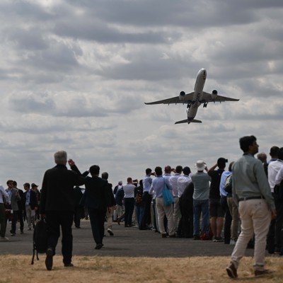 At Europe’s largest airshow, US lawmakers sound alarm over Pentagon-budget gridlock At Europe’s largest airshow, US lawmakers sound alarm over Pentagon-budget gridlock