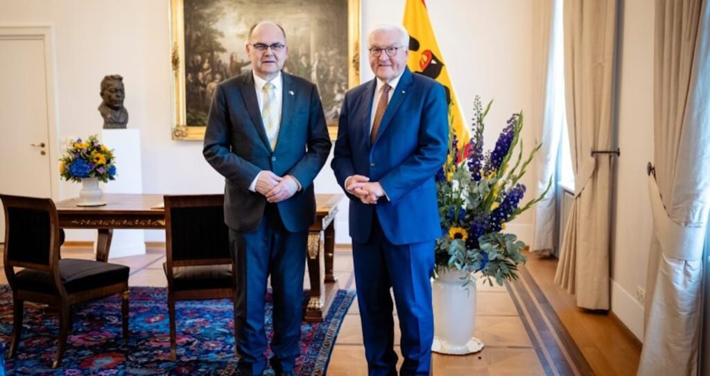 Bosnia and Herzegovina at a Crossroads – July showdown? Bosnia and Herzegovina at a Crossroads – July showdown?