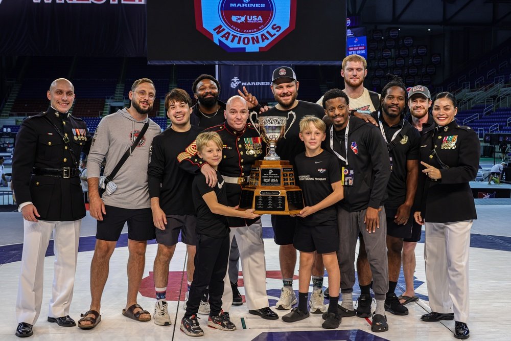 DVIDS – News – MCRC Celebrates 10th Anniversary with USA Wrestling Marines Present Awards During Greco-Roman Finals
