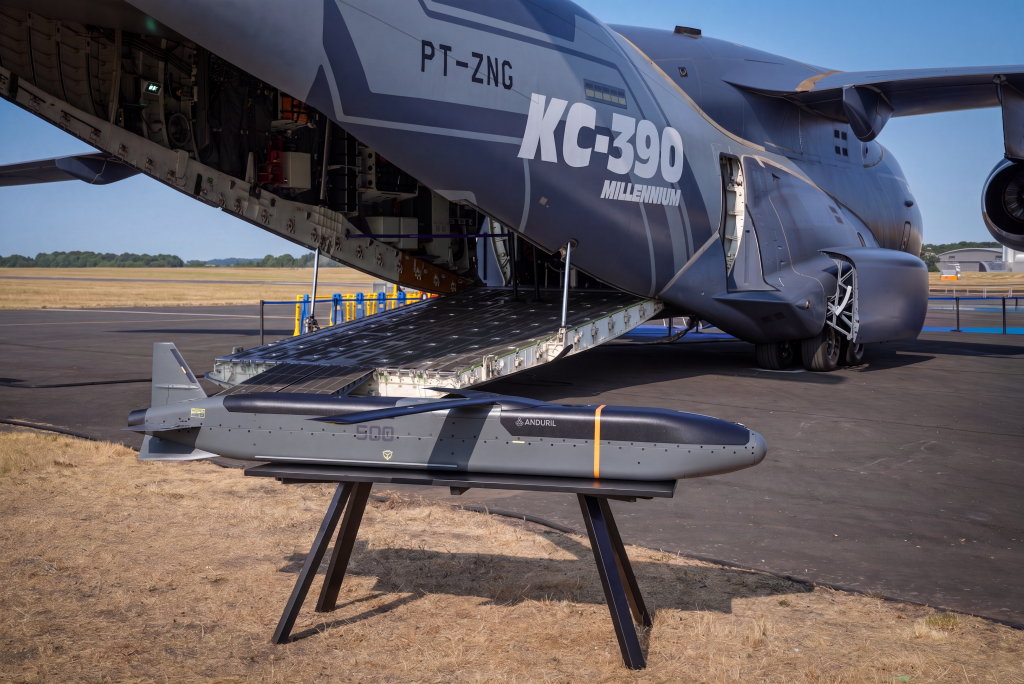 Embraer and Anduril sign MoU to expand C-390 capabilities with palletized Barracuda-500M Embraer and Anduril sign MoU to expand C-390 capabilities with palletized Barracuda-500M
